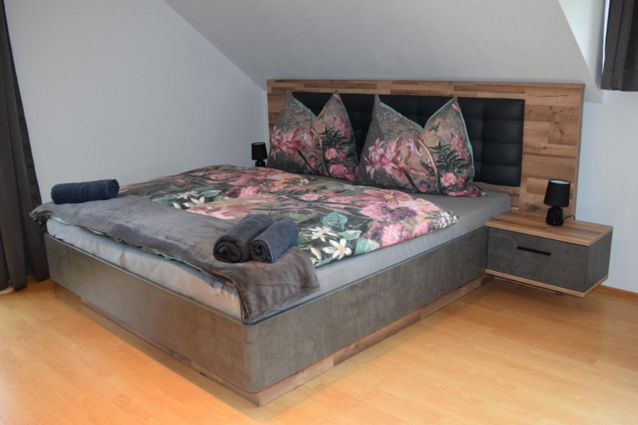 Ferienwohnung Familie Pichler Neumarkt in Steiermark Exterior foto