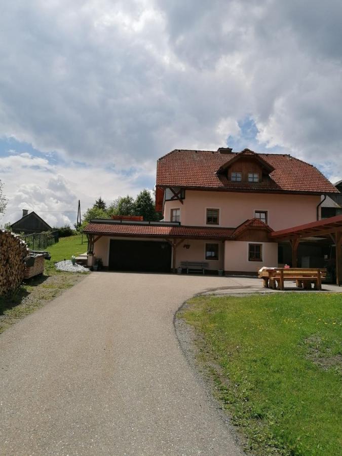 Ferienwohnung Familie Pichler Neumarkt in Steiermark Exterior foto